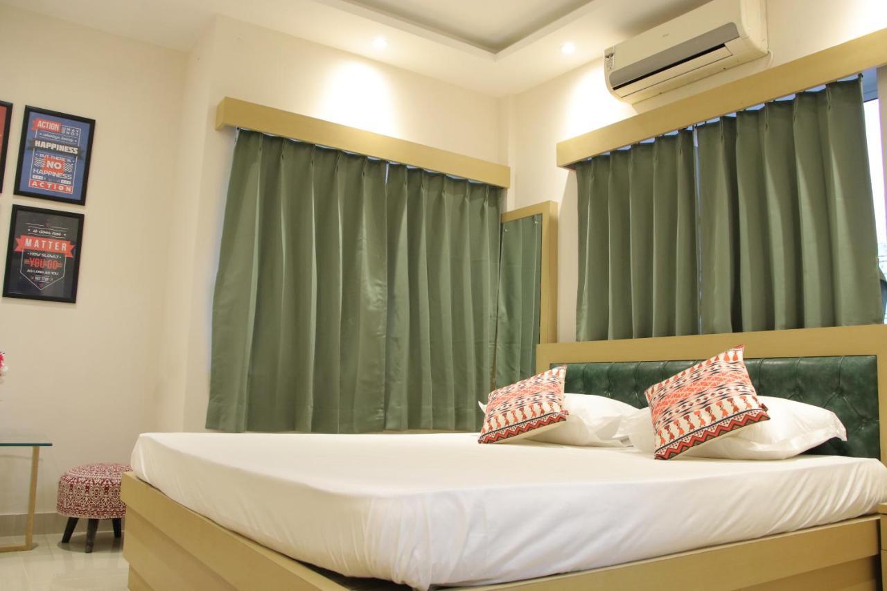 La Cresta Inn Calcutta Buitenkant foto
